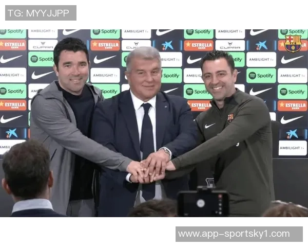 拜仁与哈维费尔南德斯续约完成球员或将外租离队发展新机会 拜仁与哈维费尔南德斯续约完成球员或将外租离队发展新机会